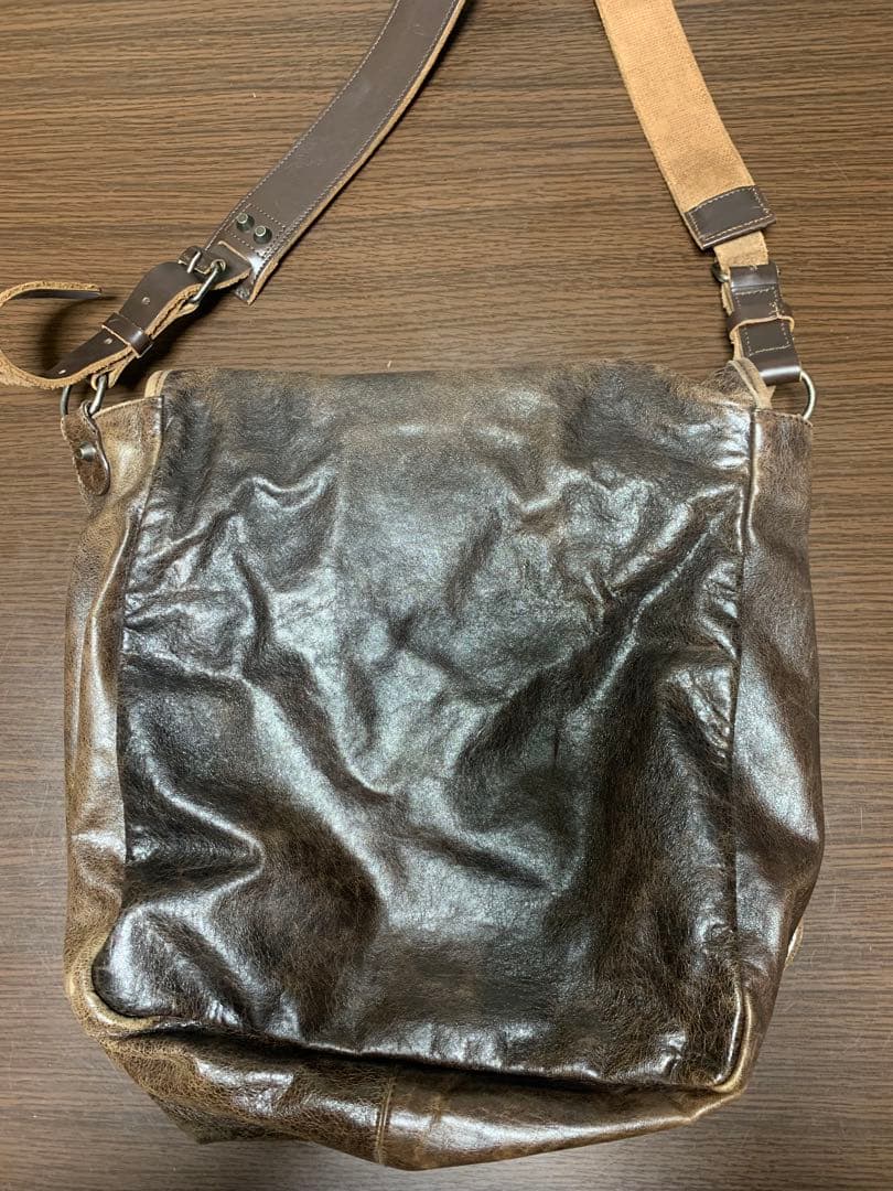 【希少】BALENCIAGA メッセンジャーバッグ　 ショルダーバック