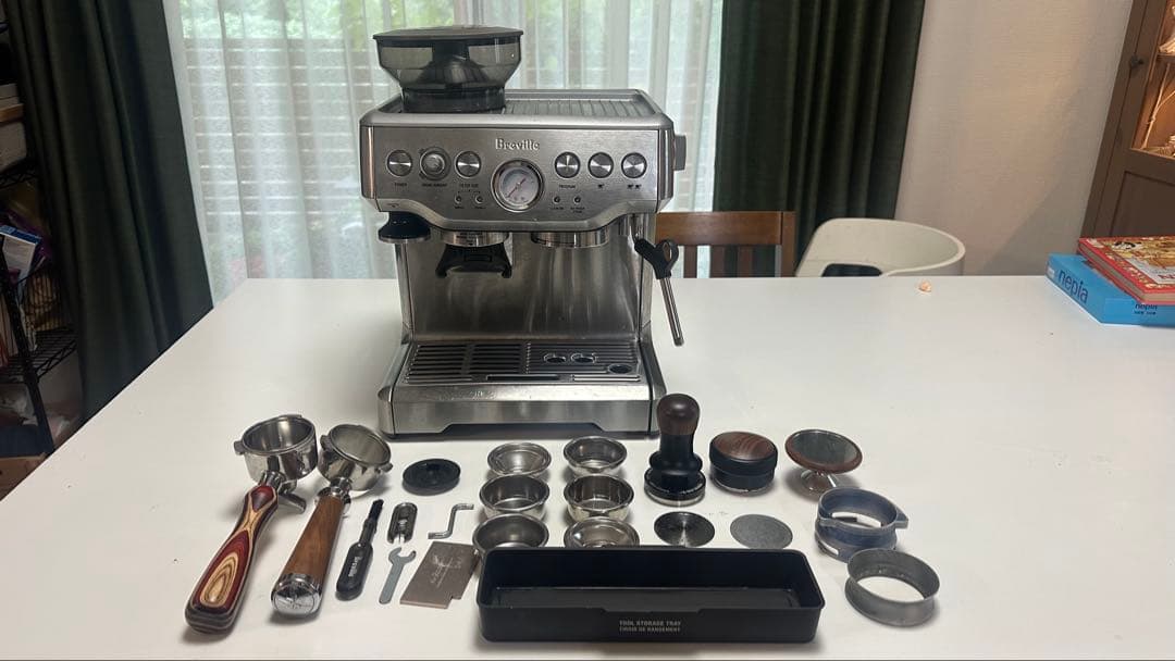 イタリア　【変圧器とグラインダー付き】Breville Barista