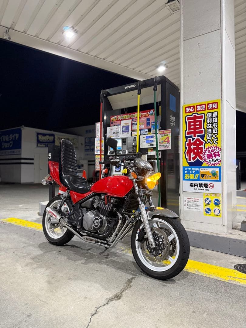 ゼファー400 3段シート