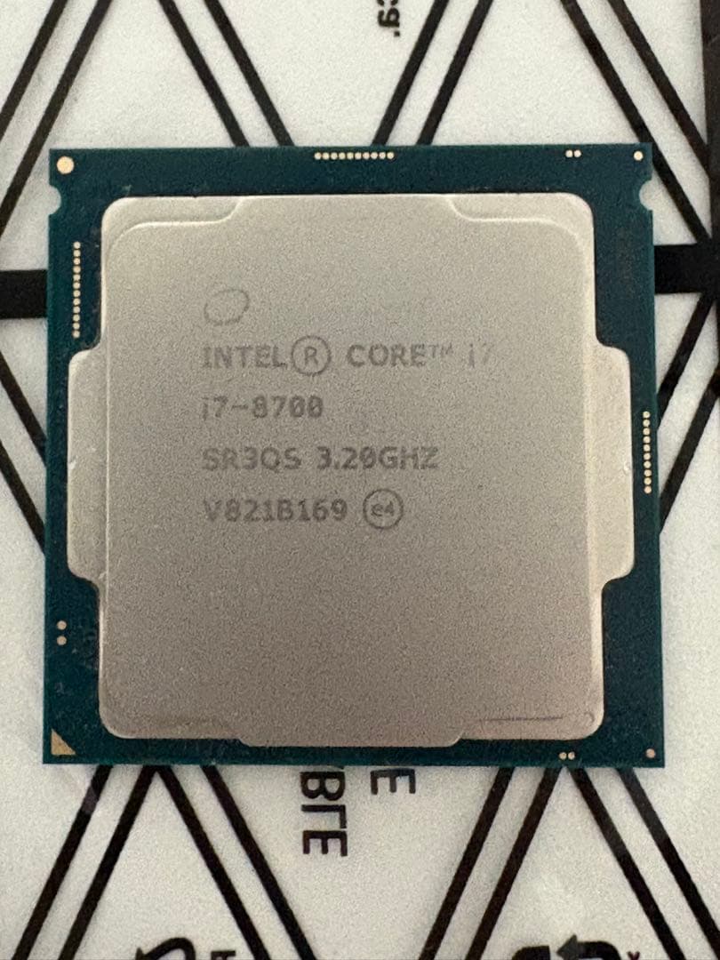 Intel Core i7-8700, 6コア12スレッド