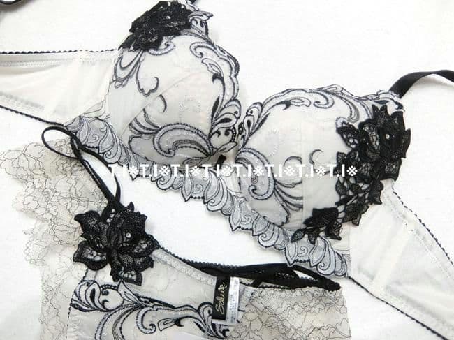 サルート/ドイツの花嫁　D75＆ソングショーツM　BE　07　VIVALINE