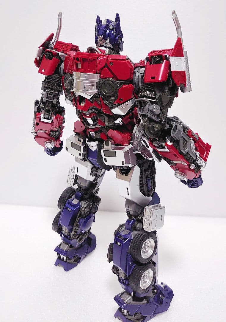 童友社 トランスフォーマー　オプティマスプライム　プラモデル　完成品
