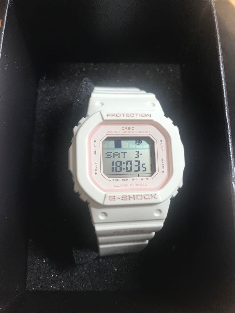 GLX-S5600-7JF G-SHOCK オフホワイト