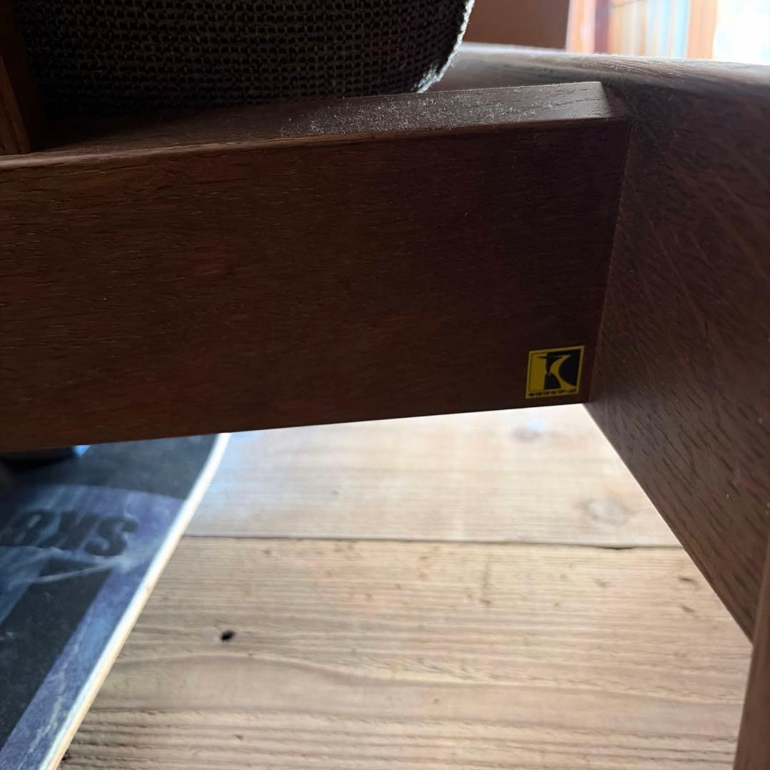 飛騨産業（キツツキマーク）より「木かげ」シリーズの3人掛けソファ