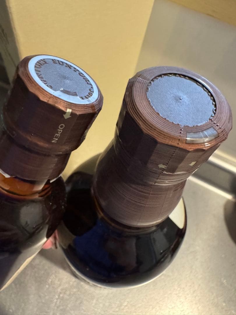 山崎　シングルモルトウイスキー　700mlと180ml