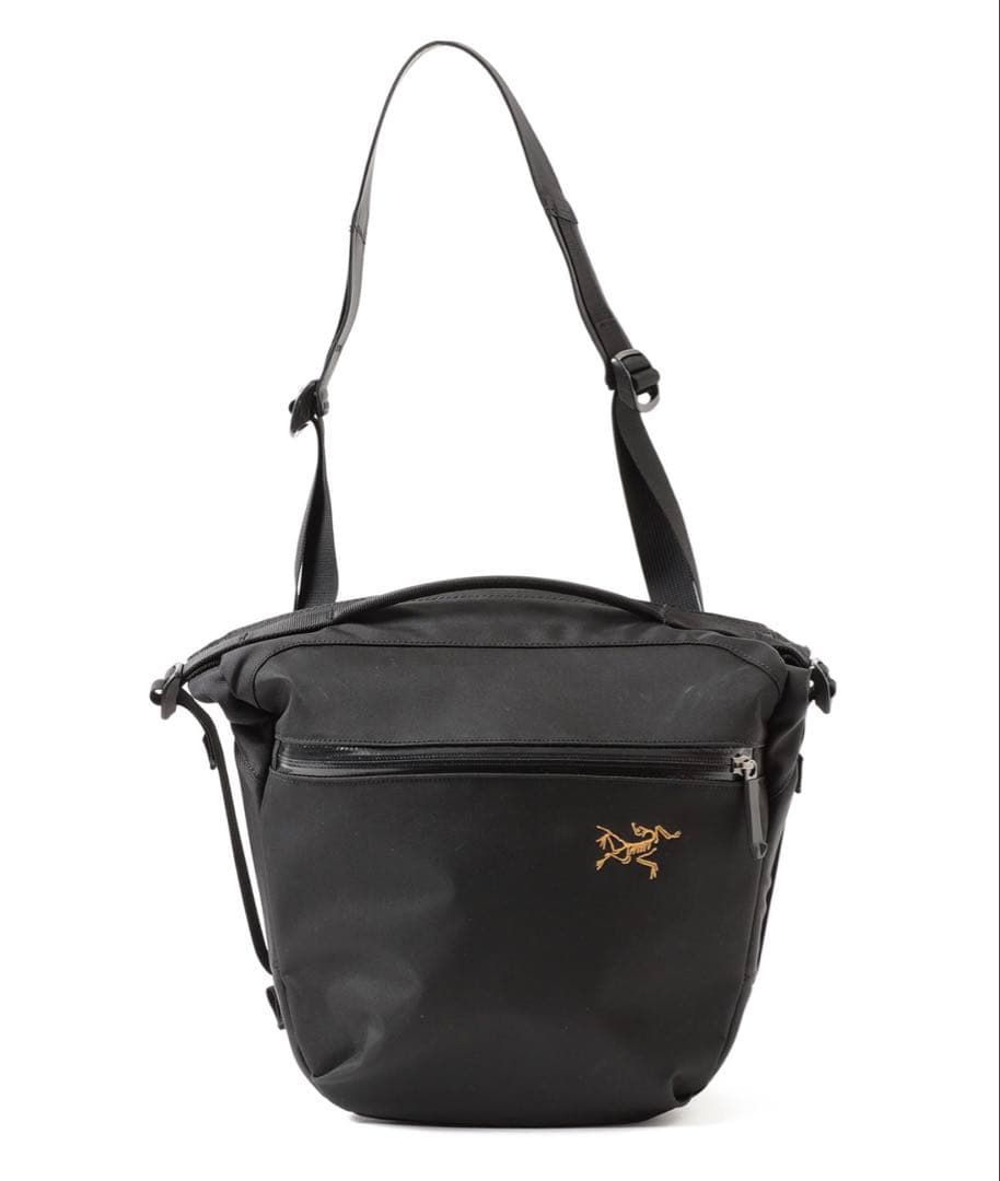 ARC’TERYX / Arro8 Shoulder bag