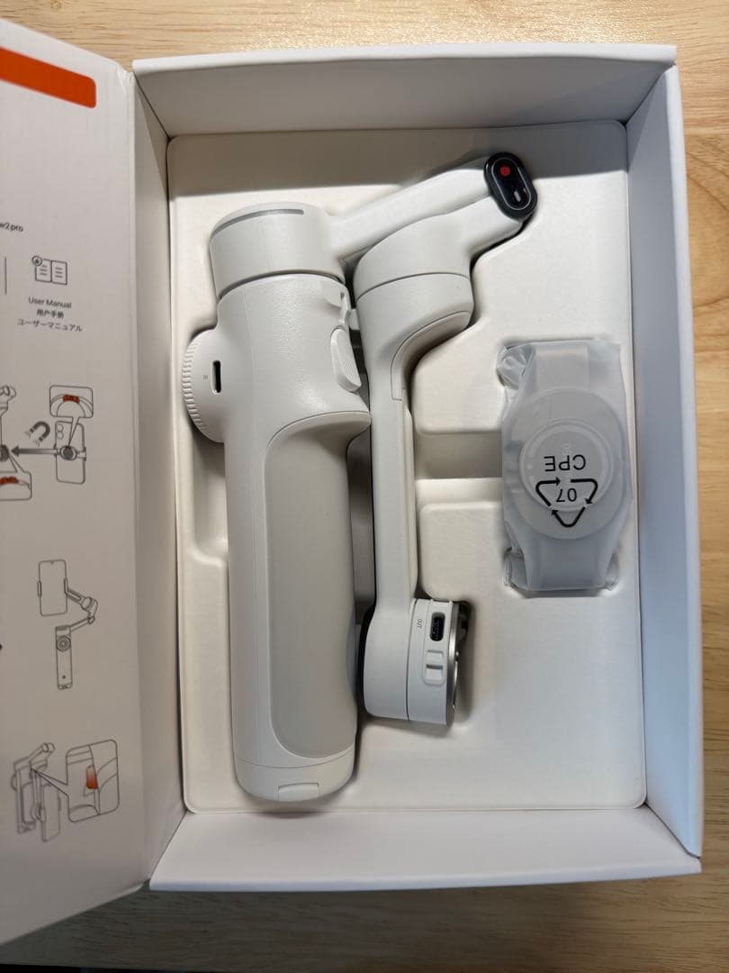 Insta360 Flow 2 Pro 磁気スマートフォンマウント付き