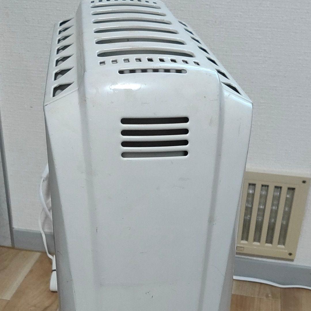 デロンギ オイルヒーター 1200W  D071249ECF