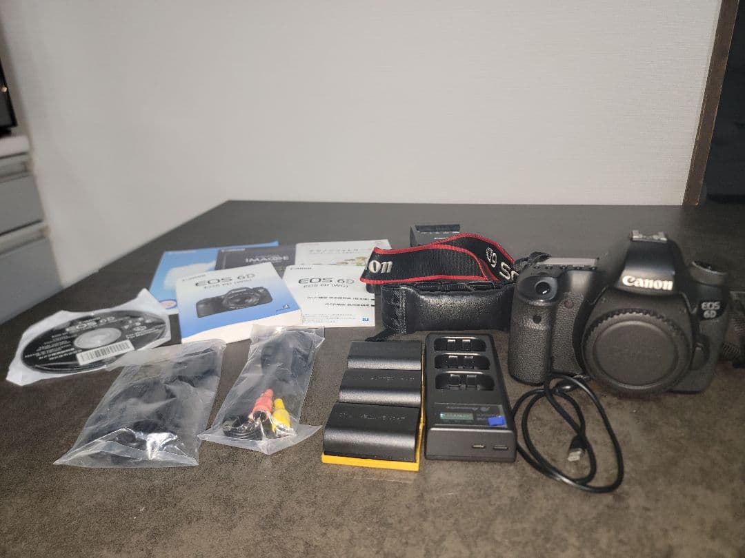 Canon EOS 6D デジタル一眼レフカメラ 本体