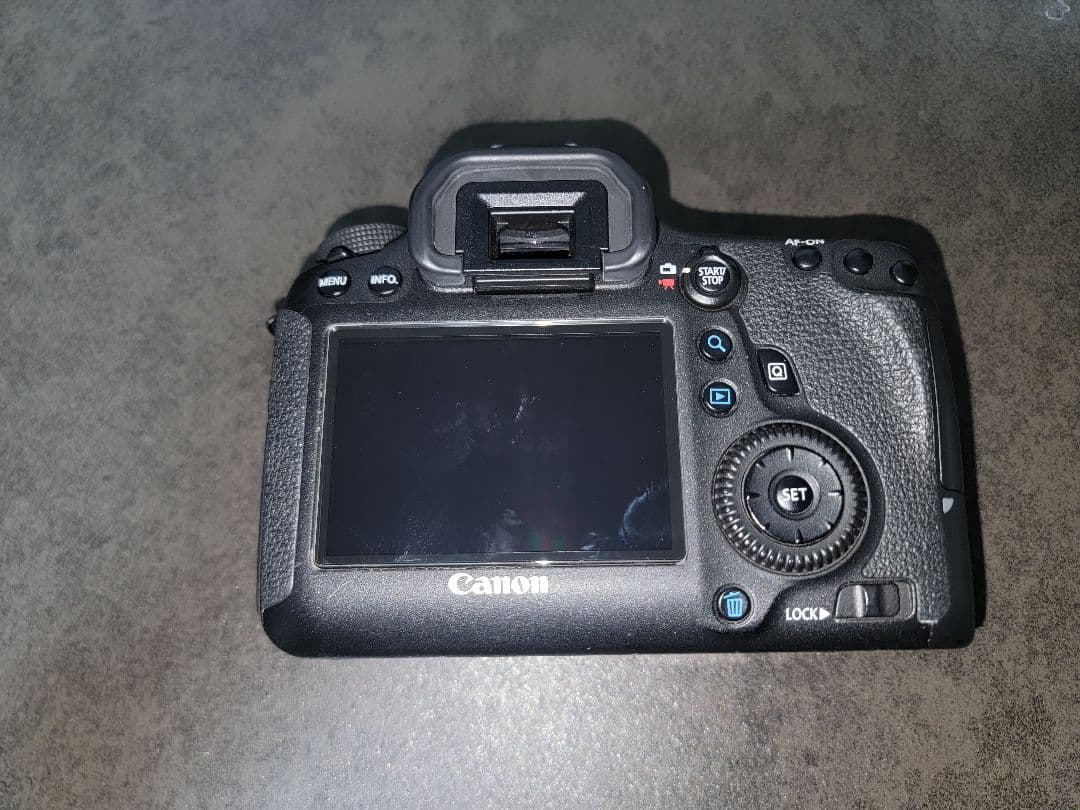 Canon EOS 6D デジタル一眼レフカメラ 本体