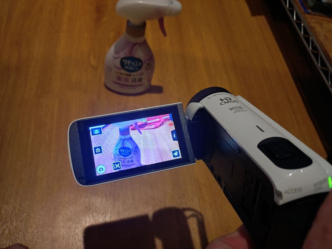 Canon iVIS HF R700 ビデオカメラ本体 バッテリー 充電器