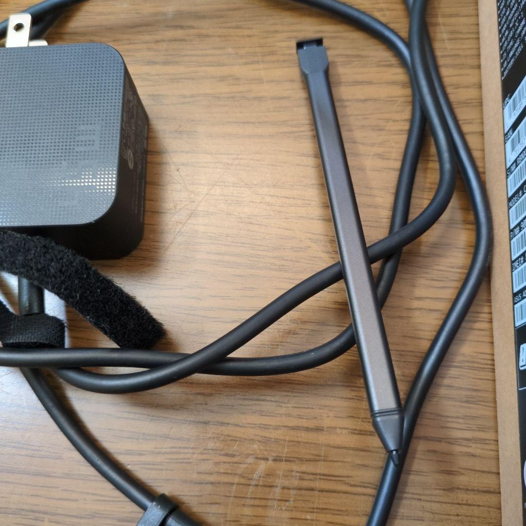 ニャオ　ASUS Chromebook CM3001DM2 sim対応