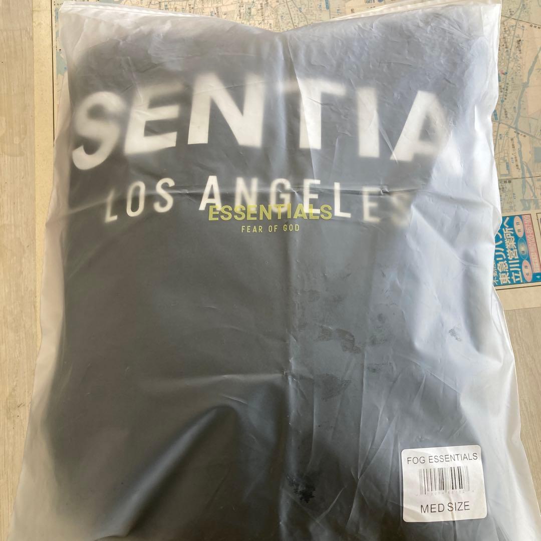 新品未使用　ESSENTIALS ブラック パーカー リフレクター