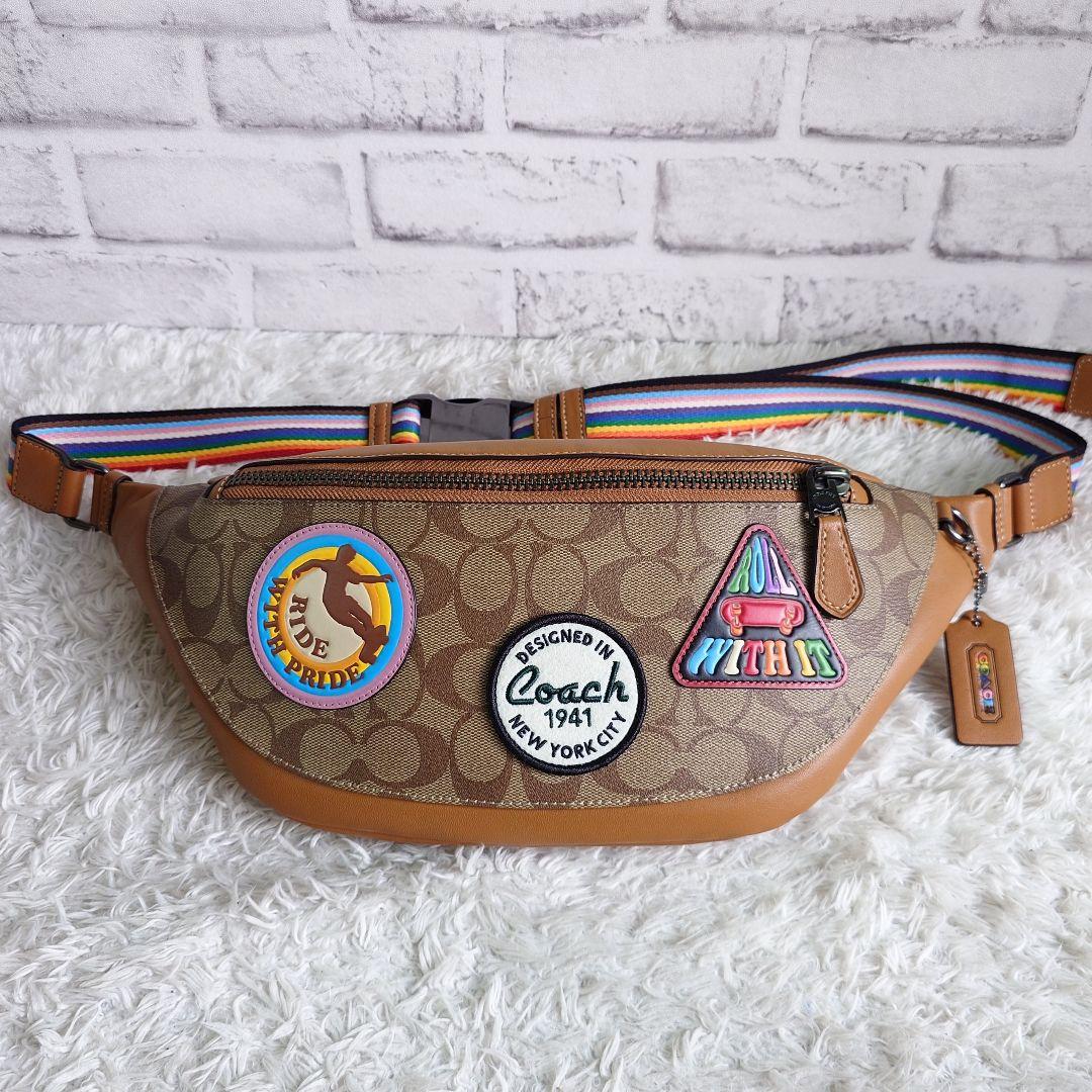 美品 コーチ ワーレン ベルトバッグ シグネチャー PVC パッチ クロスボディ