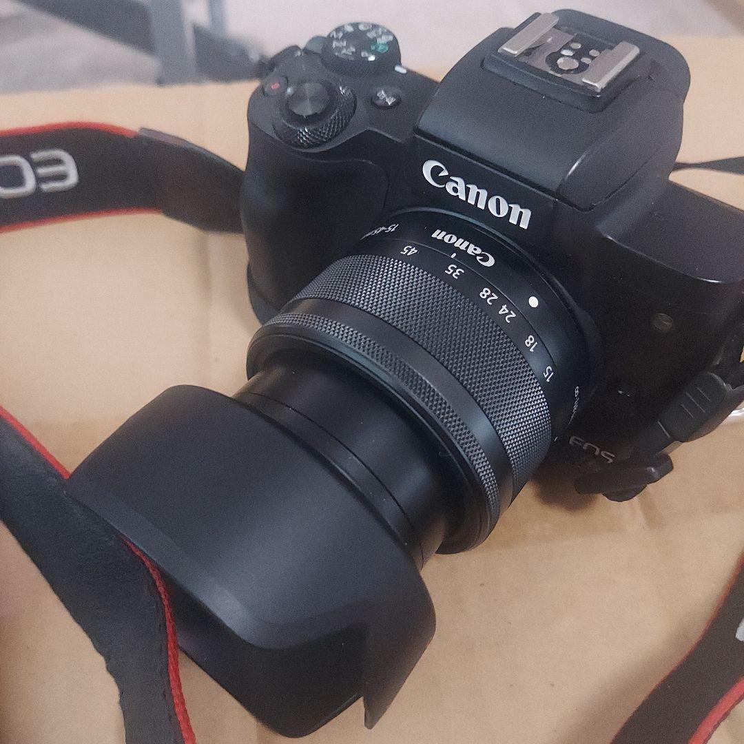 Canon EOS KissM　レンズ15-45　美品