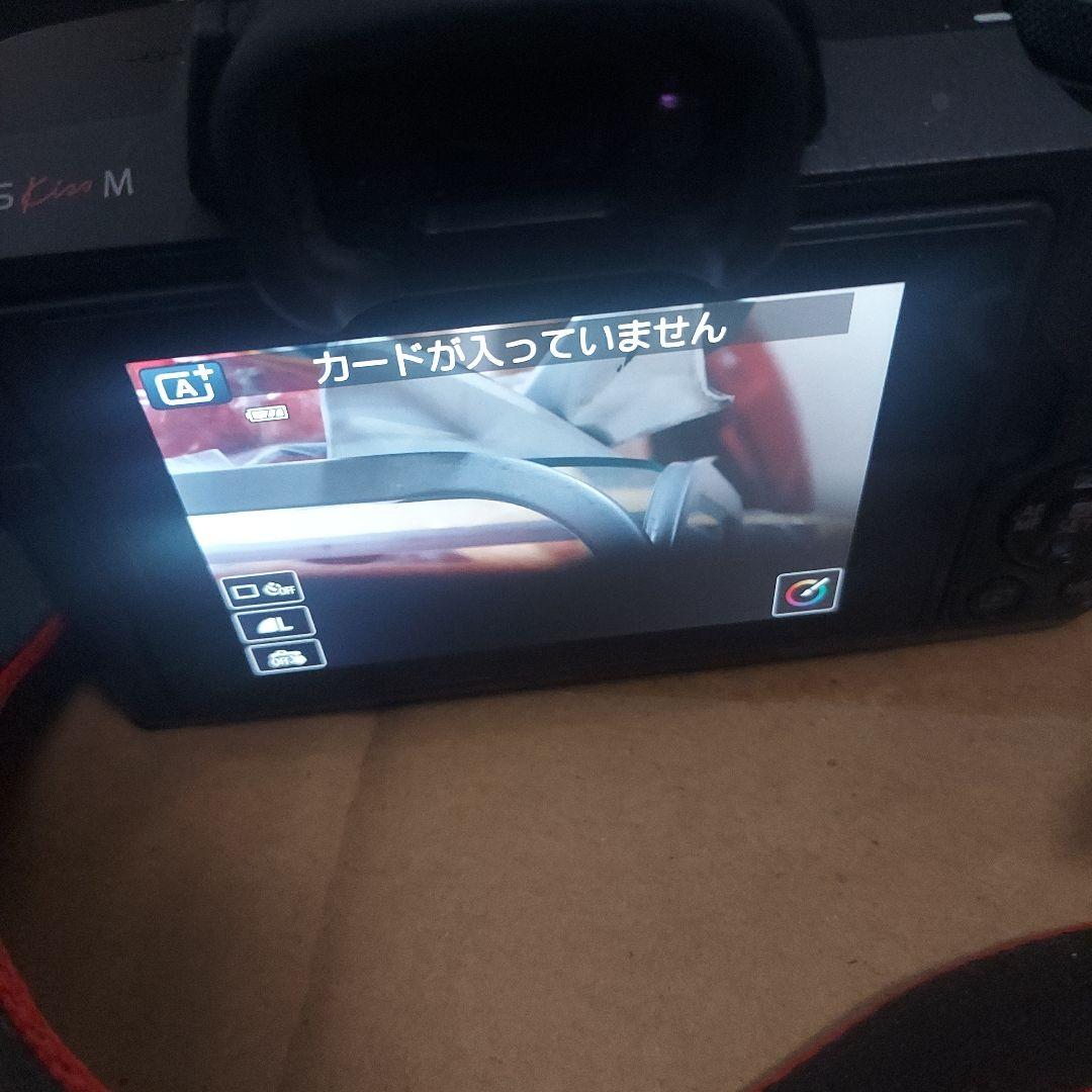 Canon EOS KissM　レンズ15-45　美品