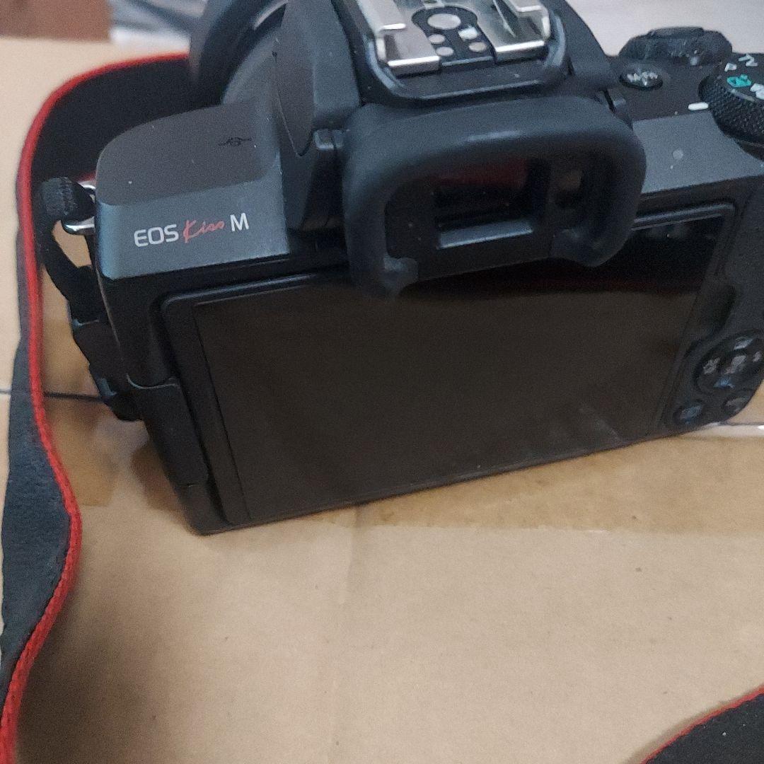 Canon EOS KissM　レンズ15-45　美品