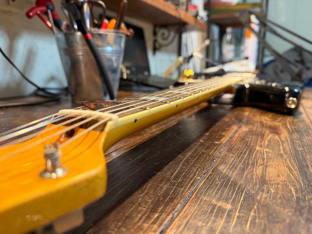 美品　Squier Jaguar Classic Vibe '70s