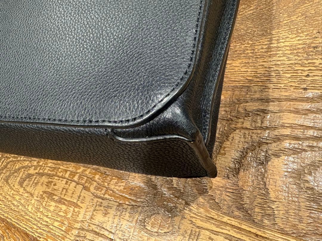 美品　ロエベLOEWEゴヤシンブリーフケース黒 レザー ビジネスバッグ