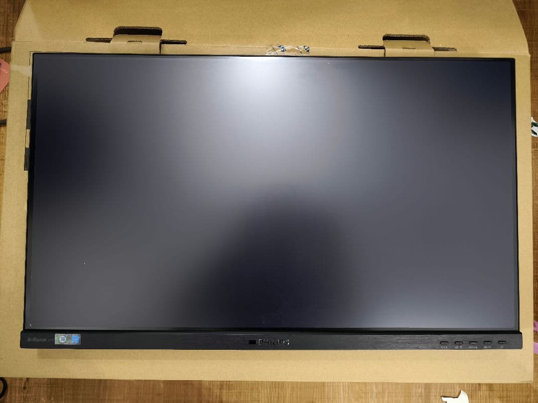 美品 USB-TypeC 27インチ4Kモニタ PHILIPS 279P1/11