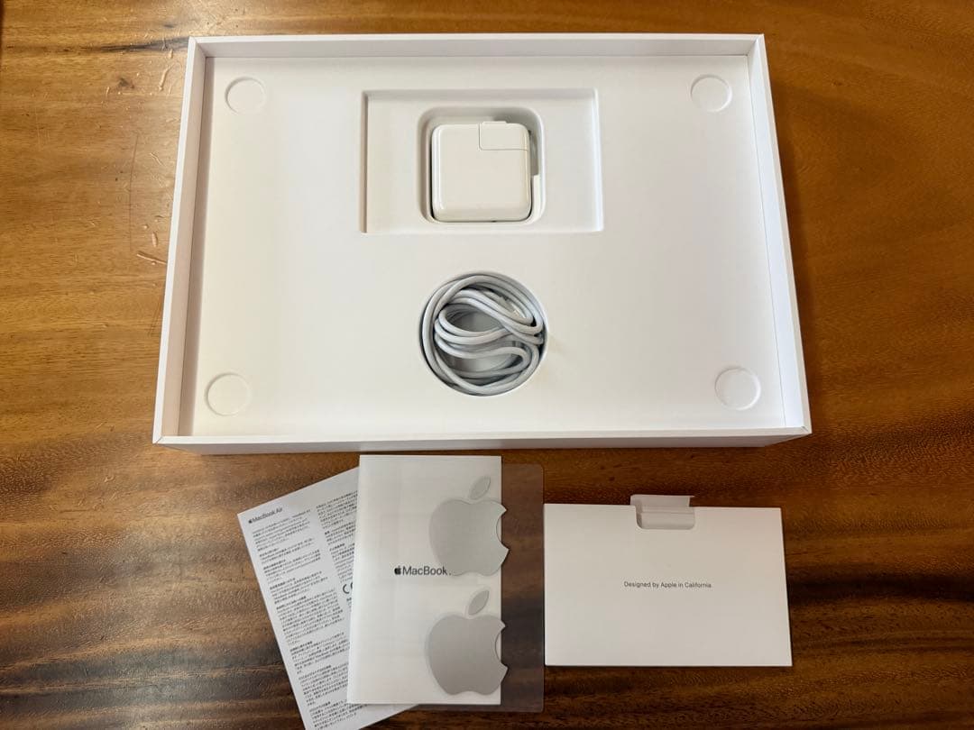【美品】MacBook Air M1 シルバー256GB バッテリー85%