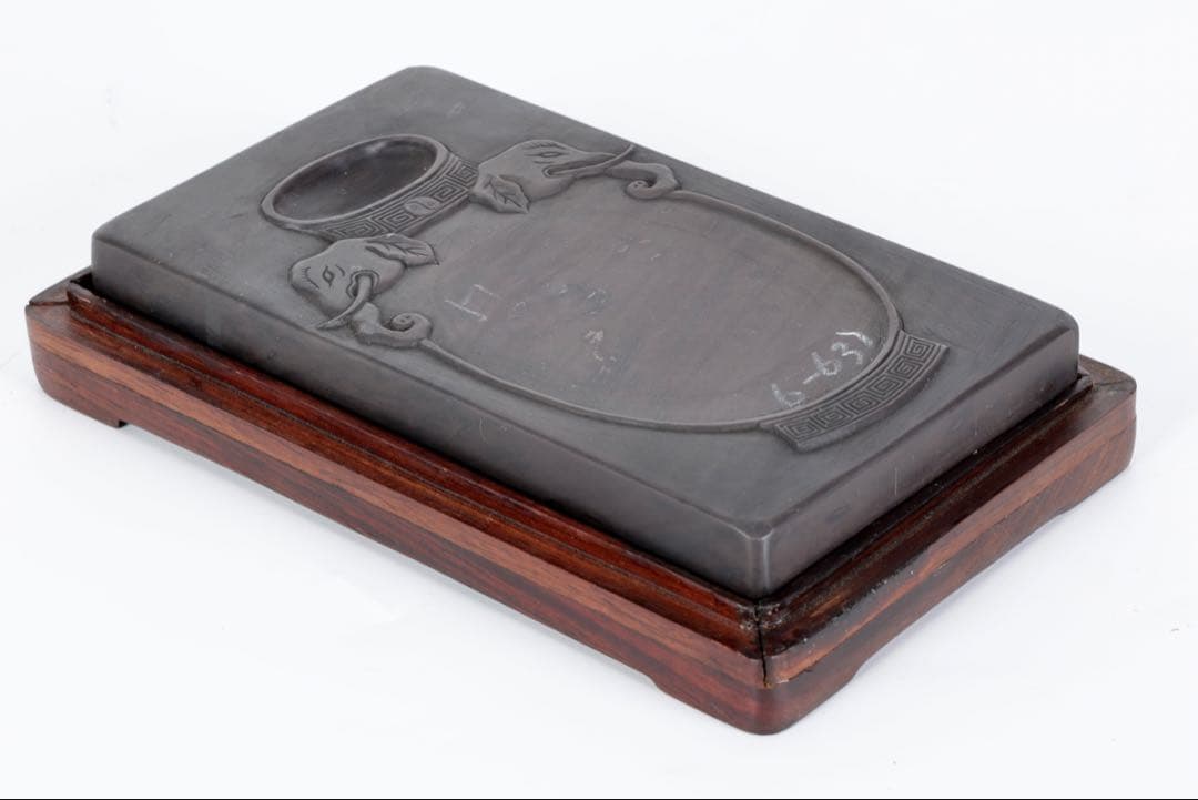 御*榮様 中国古玩 象壺陰陽図彫 長方唐硯 唐木箱付 書道具 端渓硯 文房四宝