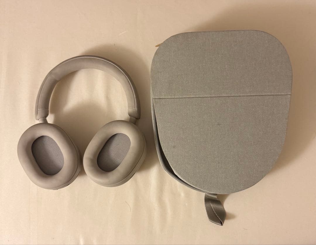 ソニー ワイヤレスノイズキャンセリングステレオヘッドホン WH1000XM5