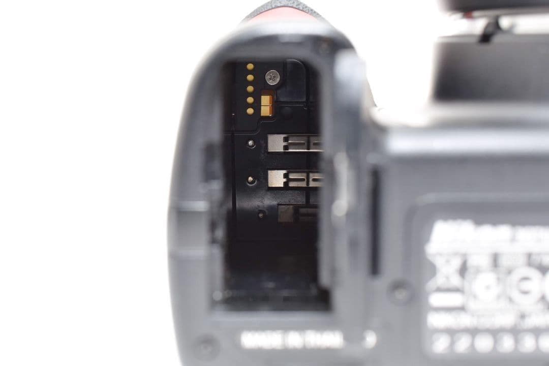 美品✨定番の名機！CCD搭載✨Nikon D40✨シングルレンズセット✨一眼レフ