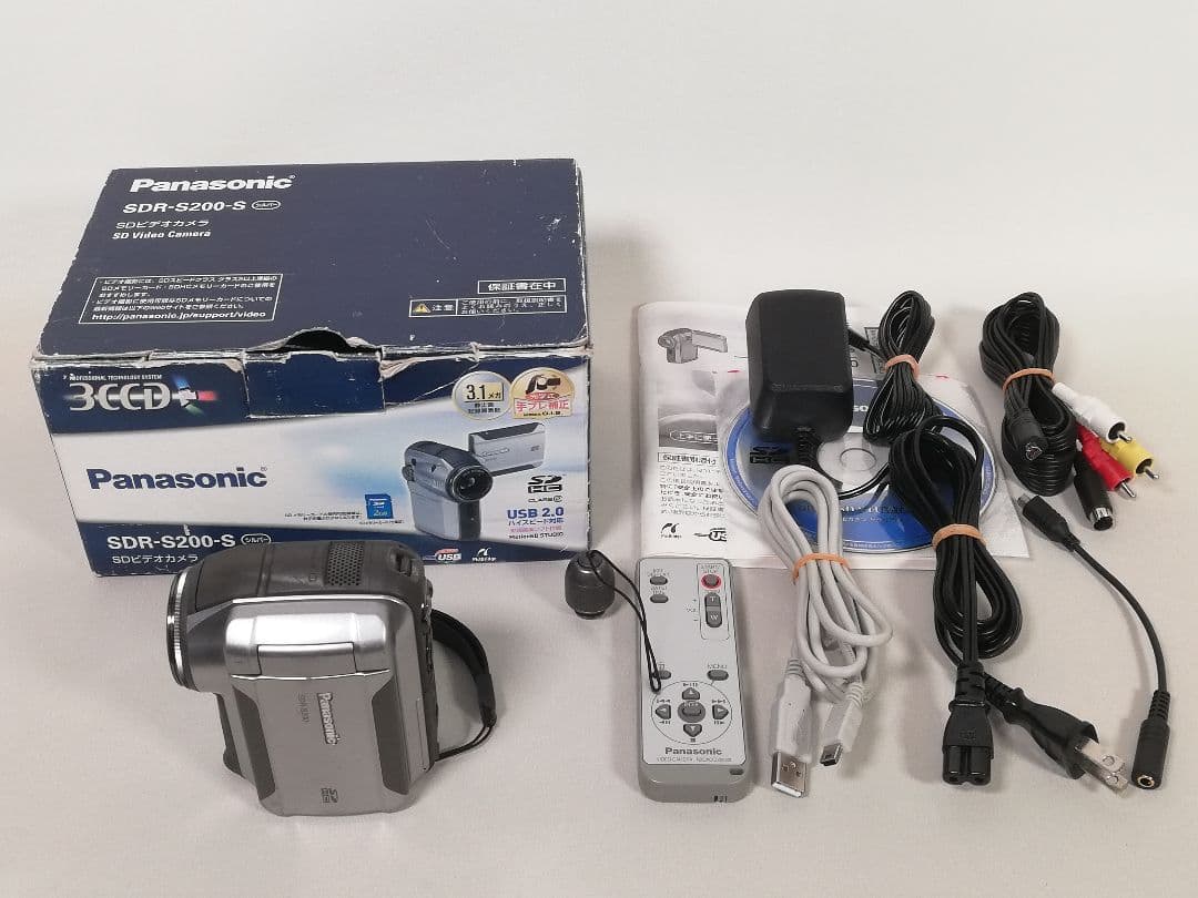 Panasonic SDR-S200 ビデオカメラ