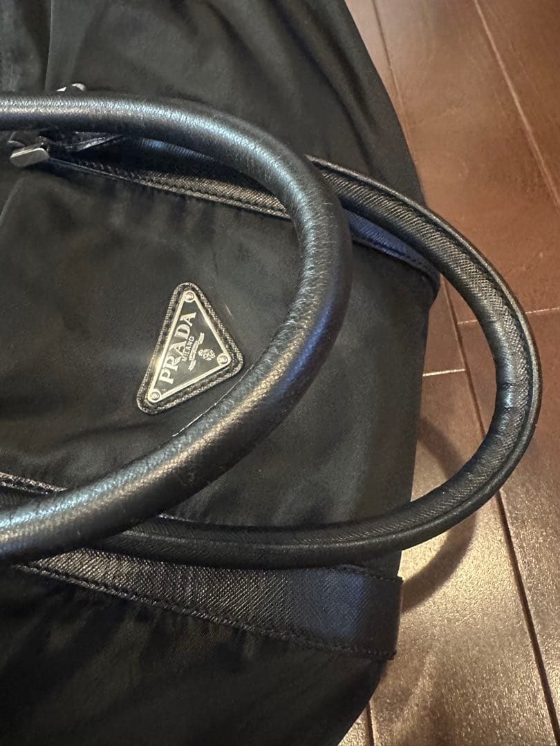 訳ありPrada ボストンバッグ 黒 ナイロン　ダイヤル式南京錠