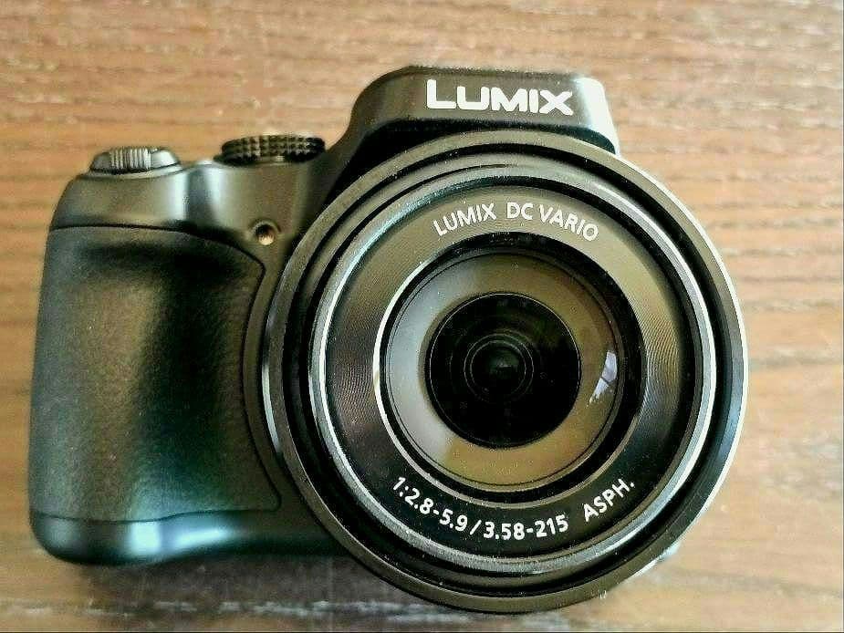 ✨オプション品5点付✨　60倍光学ズーム、タッチ液晶4K動画　 DC-FZ85D