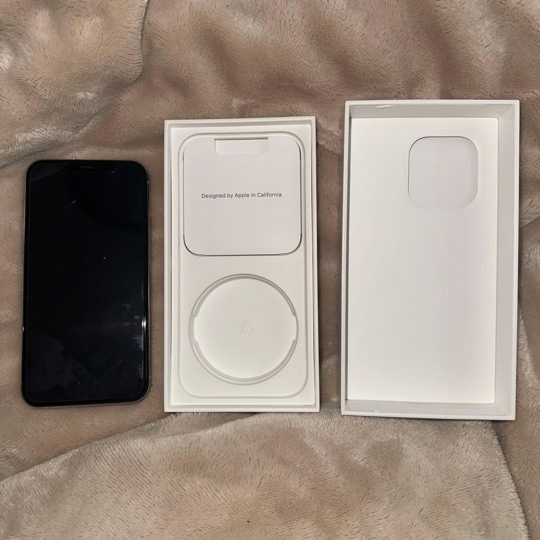 【ジャンク品 美品】 iPhone11pro 64GB docomo