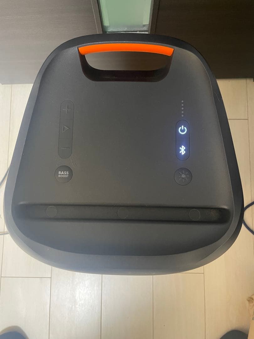 スピーカー・ウーファー JBL Partybox100