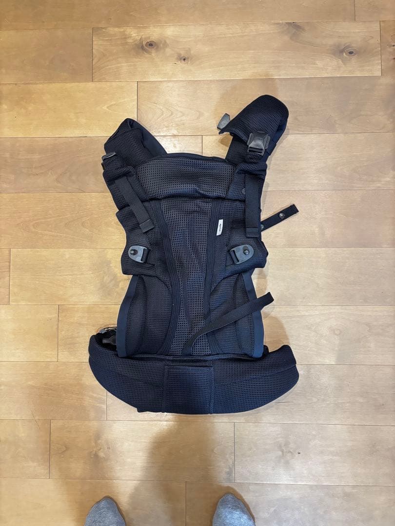 【付属品完備】Aprica アップリカ ラクリス ブラック　抱っこ紐