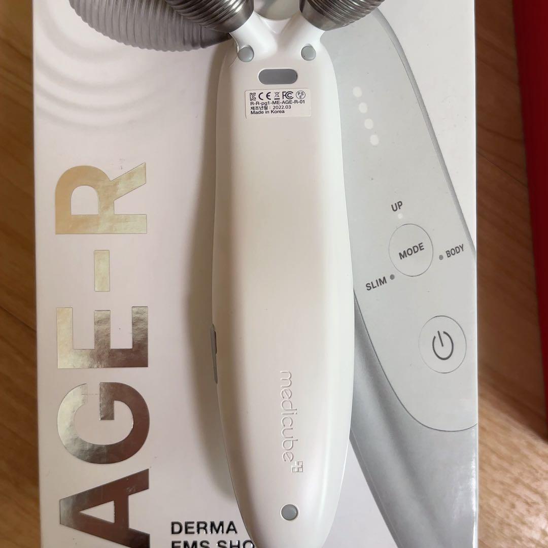 メディキューブ AGE-R EMSダーマショット