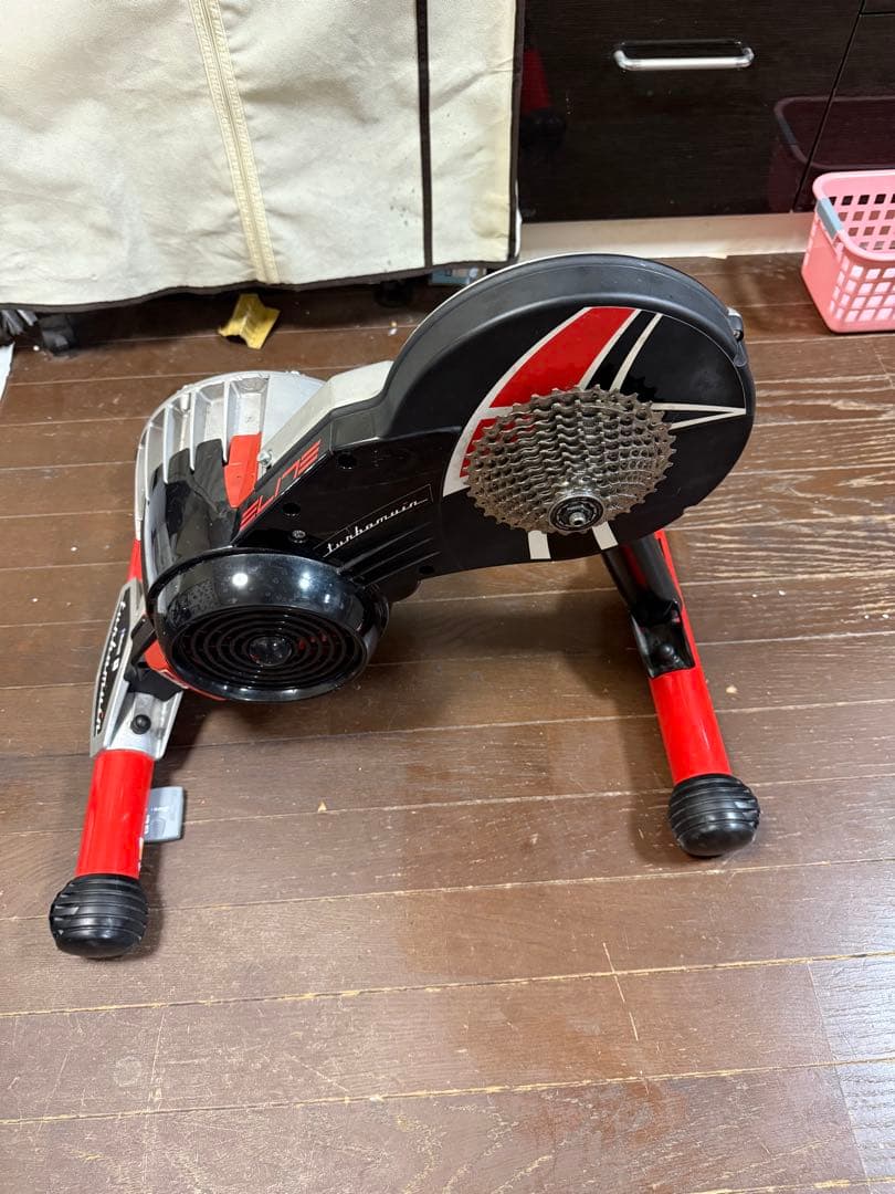 ELITE Turbo Muin トレーニングローラー