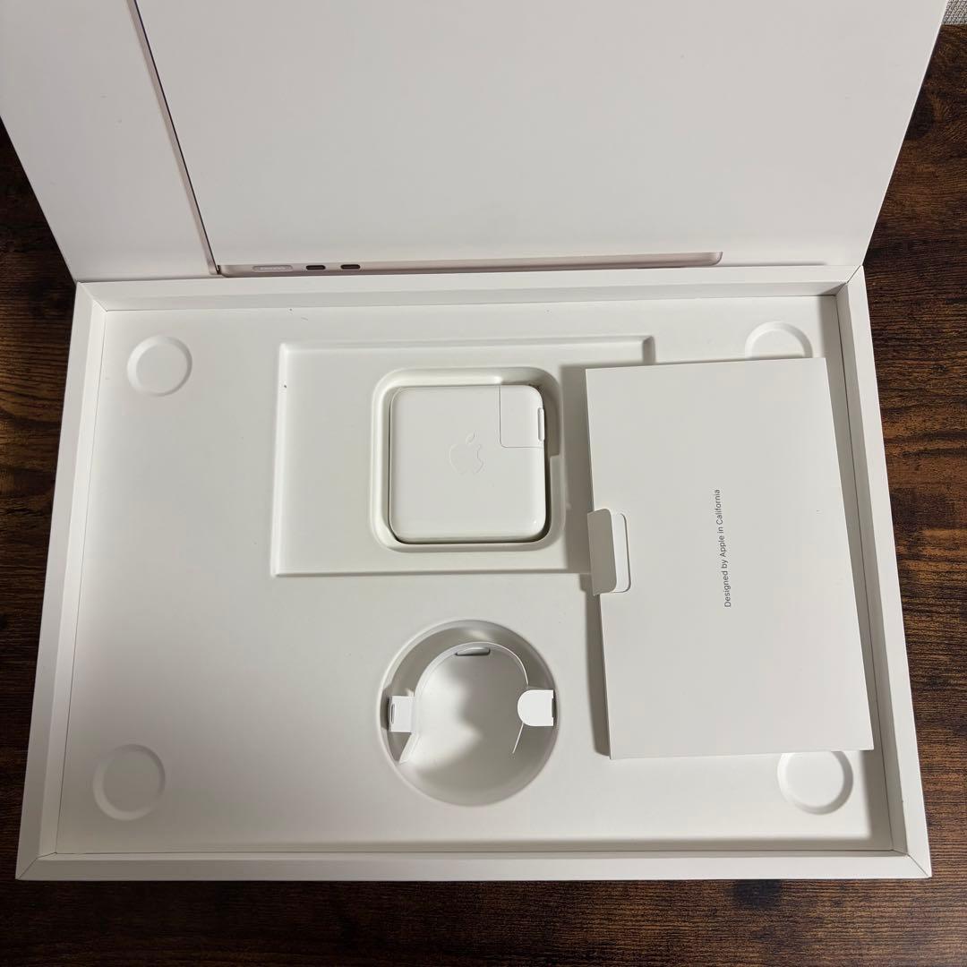 MacBook Air 13インチ M3 メモリ 16GB SSD1TB AC+