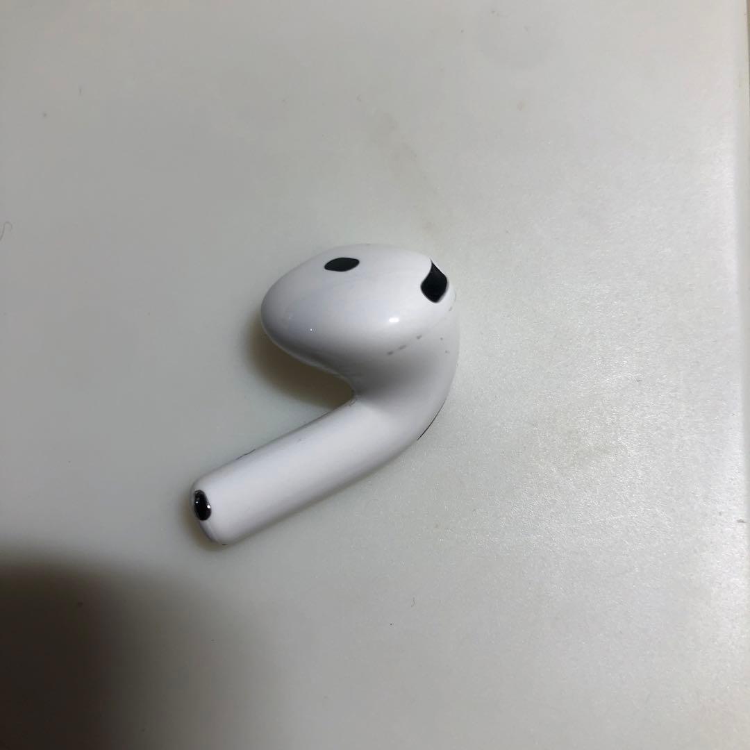 Apple AirPods 第4世代　ANC 右耳　右側　右