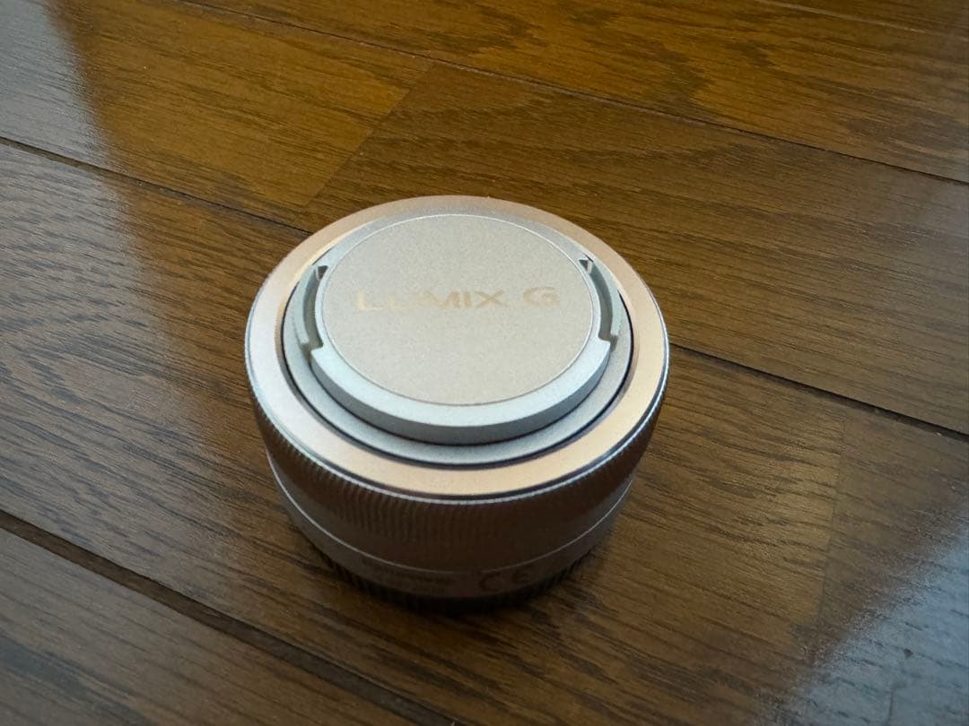 LUMIX G 12-32mm ズームレンズ シルバー