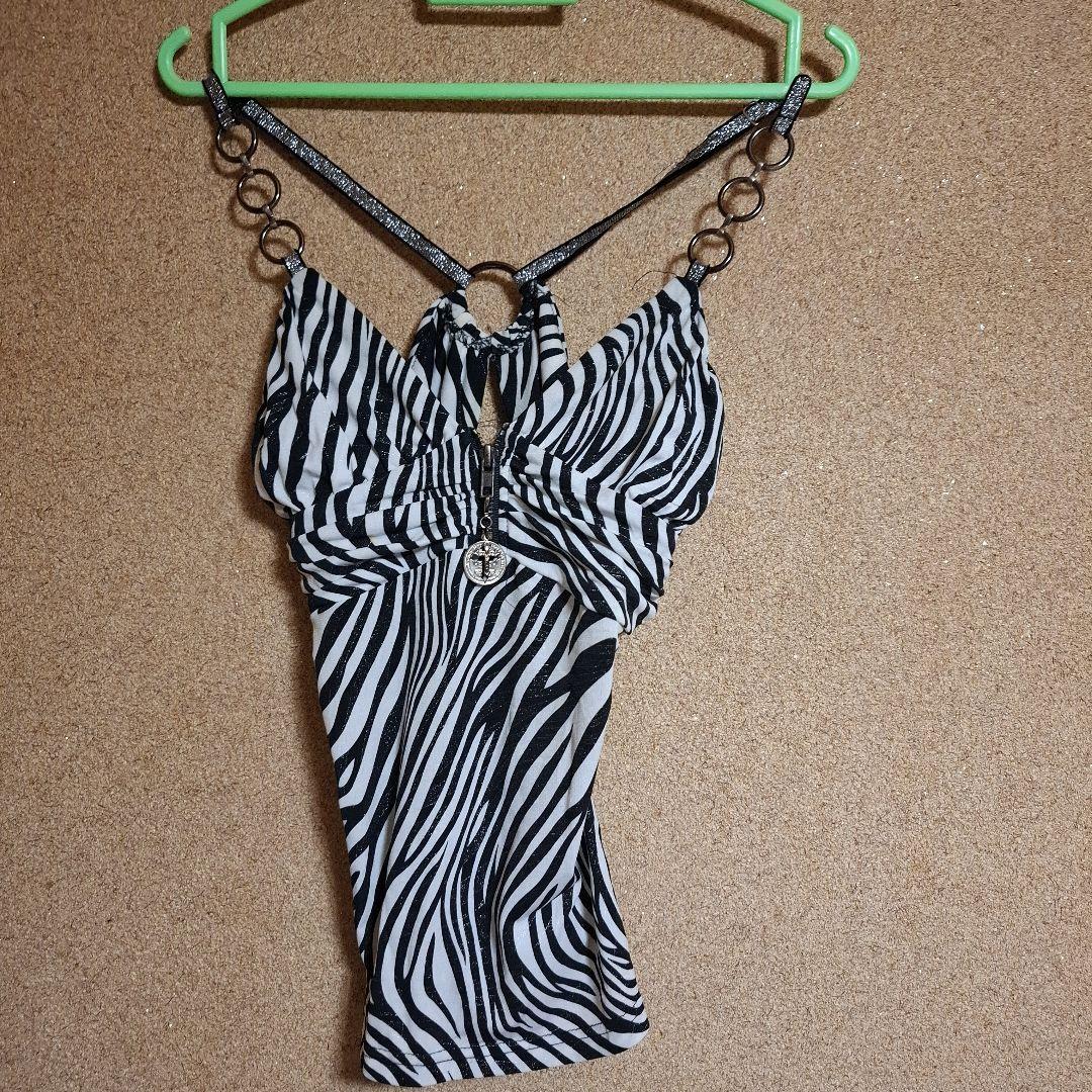 d.i.a ゼブラ キャミソール