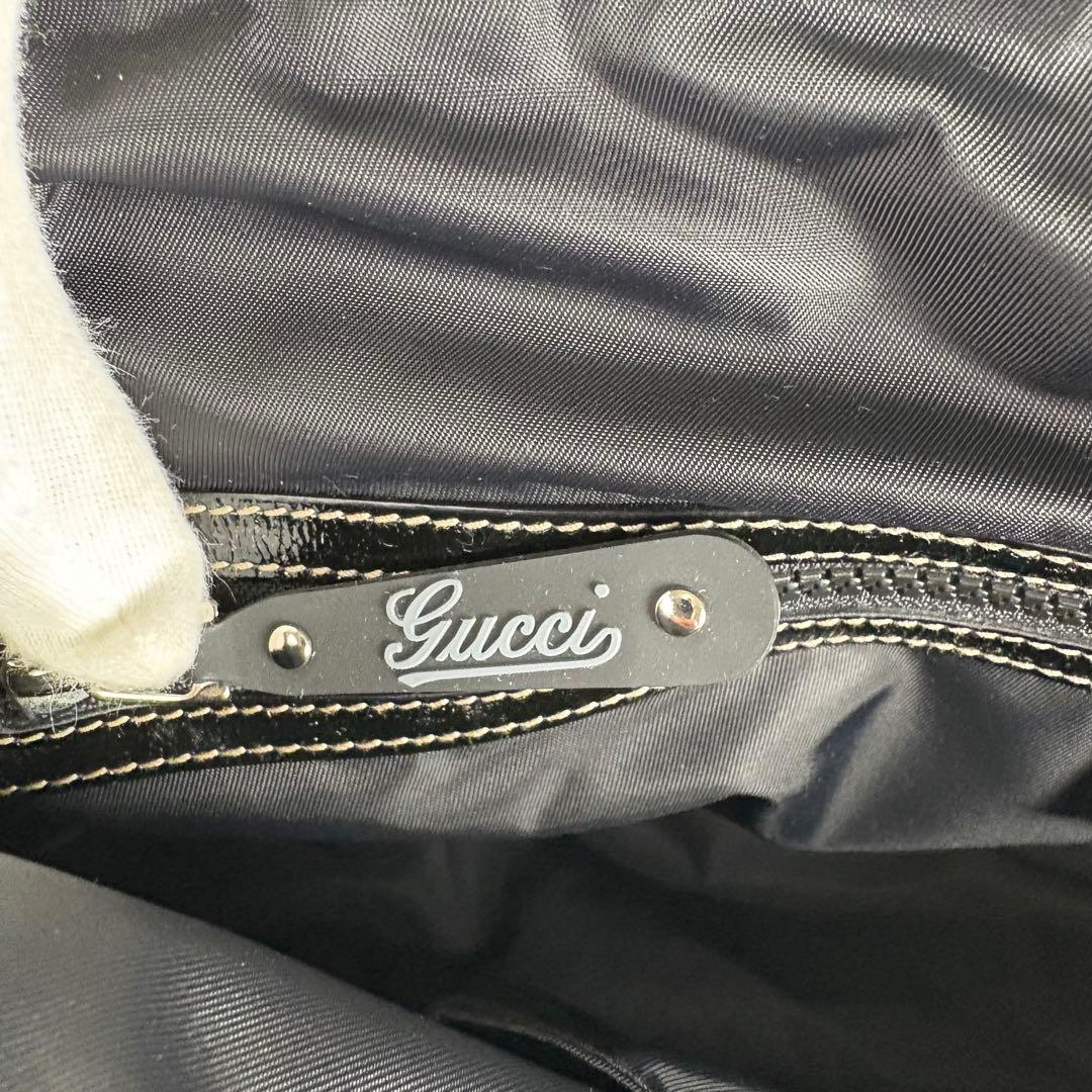 未使用級 現行モデル グッチ メッセンジャーバッグ ブラック ナイロン レザー