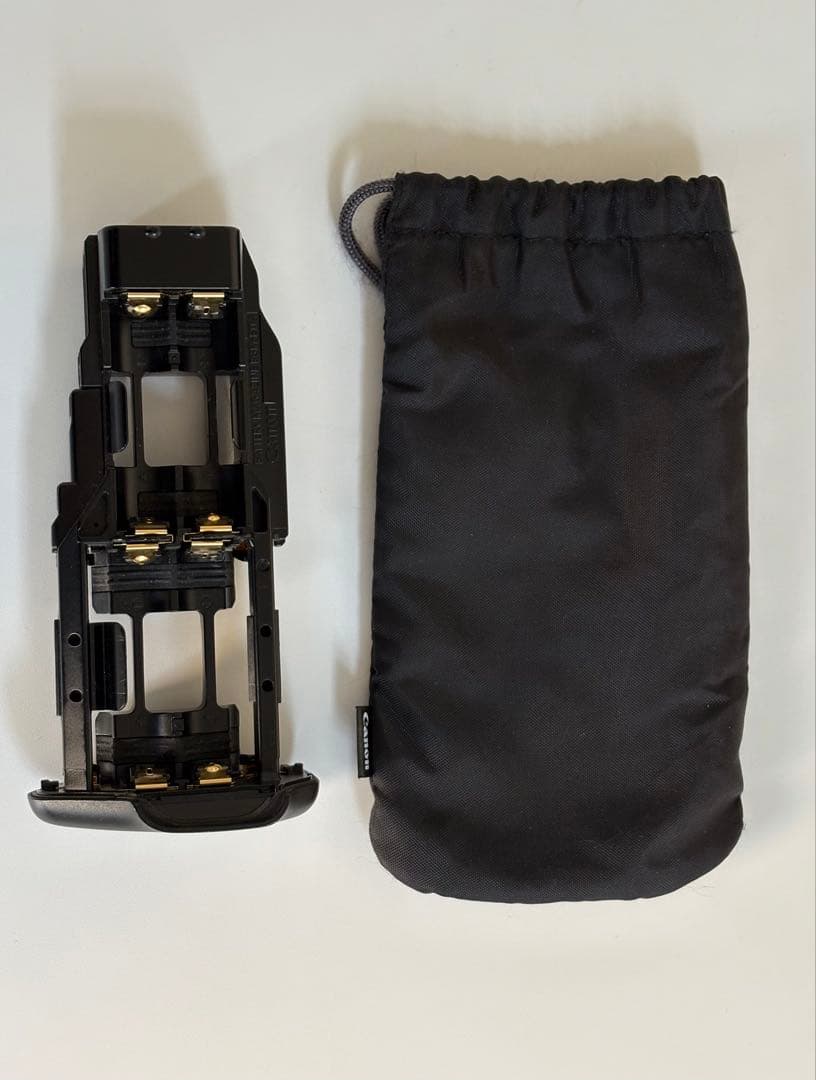 Canon EOS 5D Mark III 本体と付属品