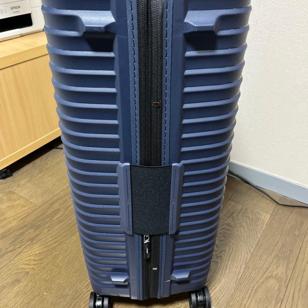 Samsonite スーツケース　SPINNER68/25 ブルーナイト￼￼￼