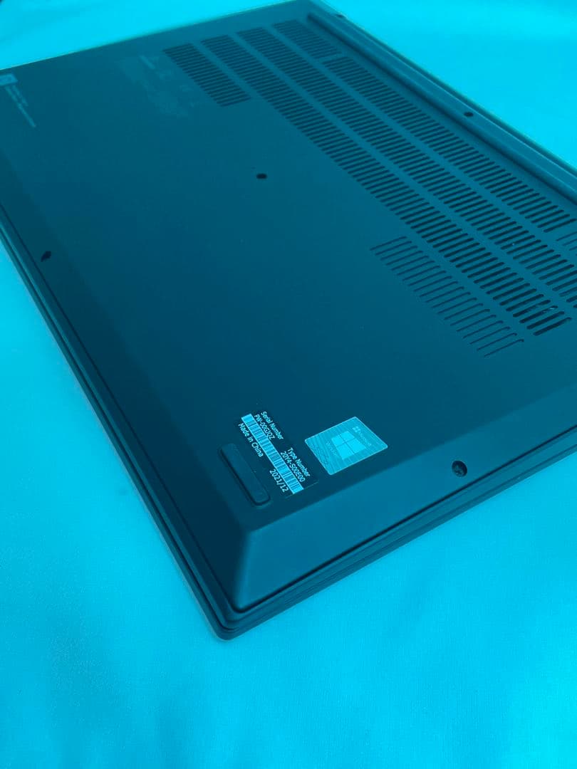 Windowsノート本体 thinkpad P1 Gen4 Xeon W-11855M RTX A2000