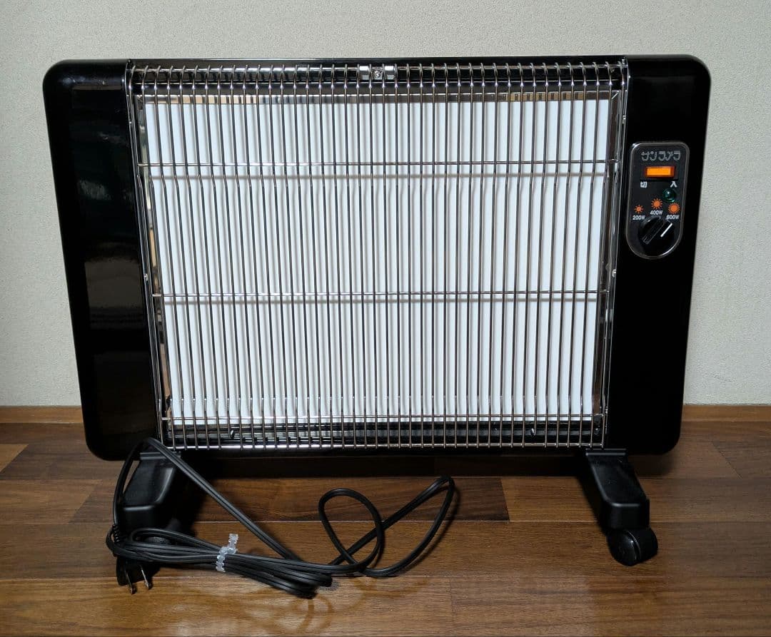 サンラメラ　電気ヒーター 600W ブラック　美品