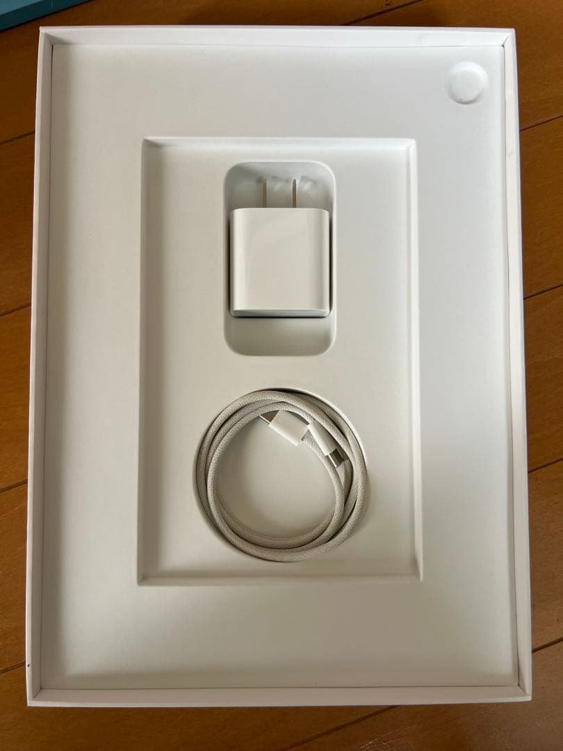 iPad (第10世代)WiFi＋Cellular 64GB ブルー 美品