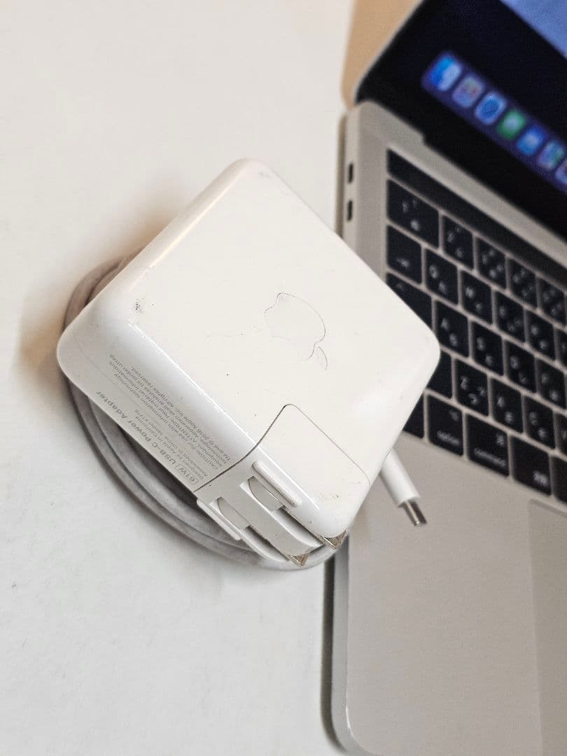 MacBookPro13インチ2017 i5/16GB/電源アダプタあり