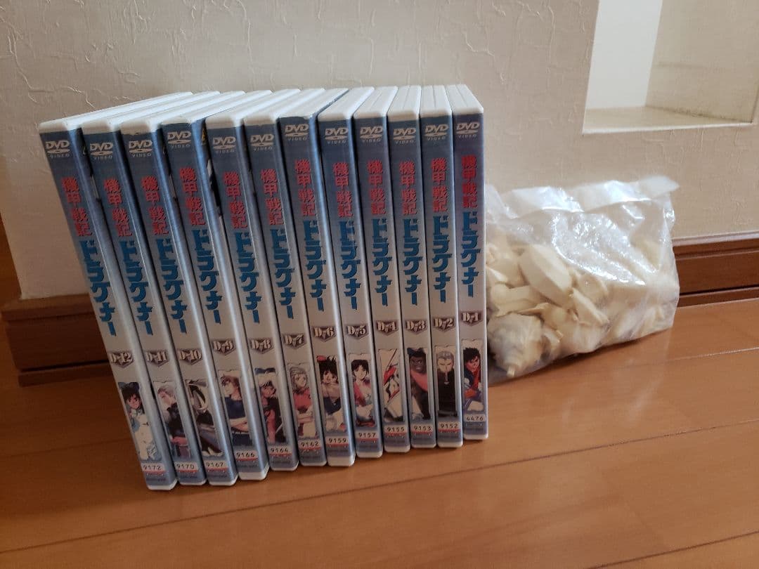 機甲戦記ドラグナー　dvd(レンタル落ち)　& レジンキット(バリグナー)