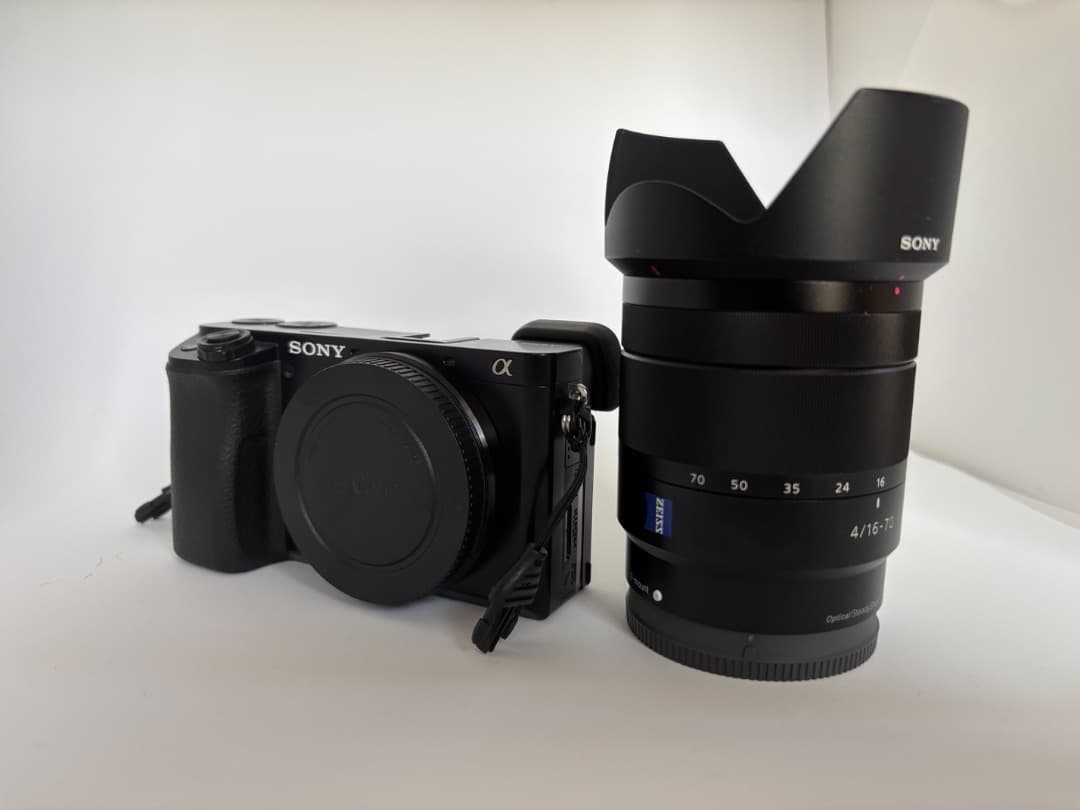 ソニーミラーレス一眼α6100＋カールツァイスズームレンズ SEL1670Z 他