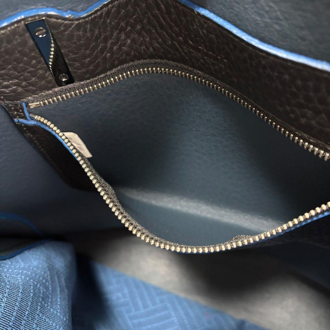 ホーネットフルラ ジョーヴェ レザー トートバッグ ハンドバッグ　黒×青